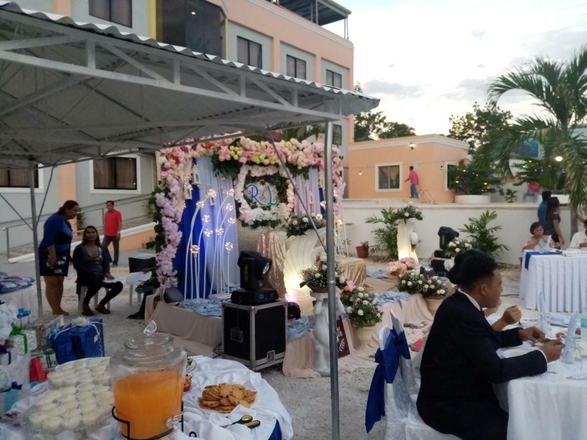 아담스 뷰 호텔 몰볼 외부 사진